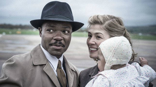 A United Kingdom - la recensione del film sulla storia d'amore che sconfisse un Impero