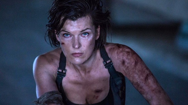 Resident Evil 6 - The Final Chapter: recensione del film che chiude la saga interpretata da Milla Jovovich