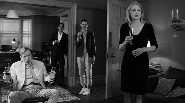 The Party: recensione della black comedy di Sally Potter con Kristin Scott Thomas e Timothy Spall