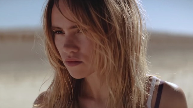 The Bad Batch: il trailer del film coi cannibali di Ana Lily Armirpour