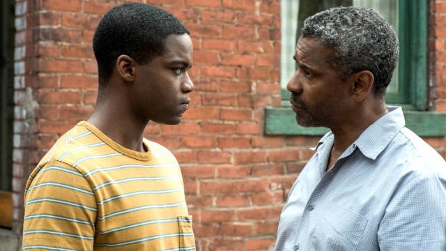 Barriere: Denzel Washington nella prima clip in italiano del film candidato a 4 Premi Oscar