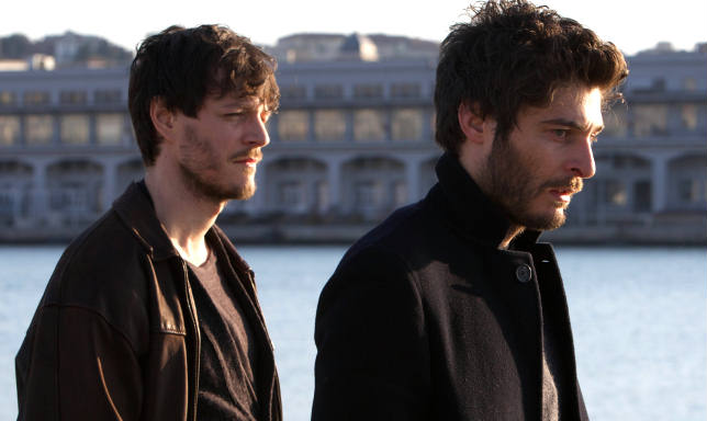 La Porta Rossa: trama della terza puntata, cast e le anticipazioni dei nuovi episodi