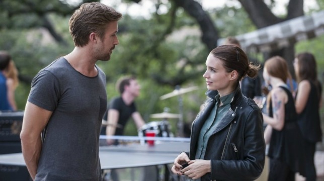 Song to Song: Fassbender, Gosling e Mara in due scene del film