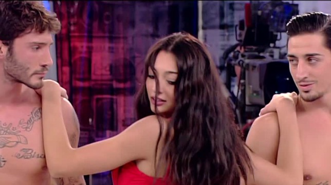 Giulia Pelagatti: le accuse a Amici 16 e ai Peparini Giulia Pelagatti: le accuse a Amici 16 e ai Peparini