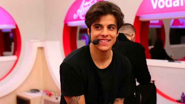 Amici 16, oggi l'ultimo speciale pomeridiano prima del serale: tutte le squadre al completo