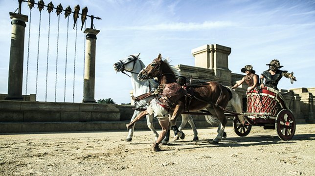 A Cinecittà World la corsa delle bighe di Ben Hur