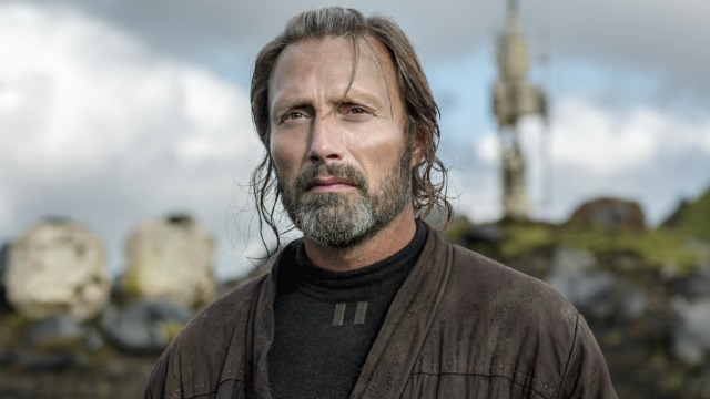 Mads Mikkelsen prigioniero dell'Arctic, un thriller di sopravvivenza