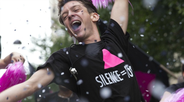 120 battements par minute: recensione del film di Robin Campillo in concorso al Festival di Cannes 2017