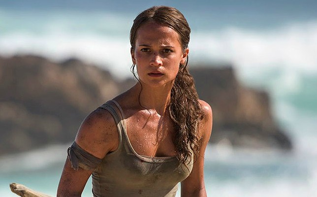 Tomb Raider: Alicia Vikander parla dell'enorme sforzo fisico sostenuto per girare il reboot