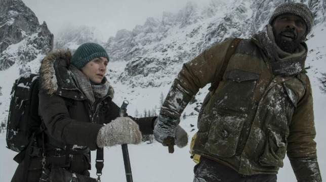 Il domani tra di noi: recensione del survival movie con Kate Winslet e Idris Elba