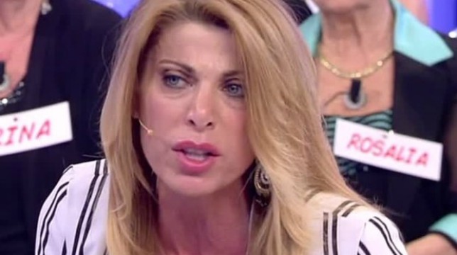 Uomini e Donne, trono over: Anna Tedesco annuncia l'addio al programma