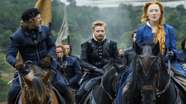 Mary Queen of Scots: Margot Robbie e Saoirse Ronan una più regale dell'altra in due nuove foto