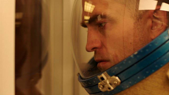 Robert Pattinson nella prima foto dal film High Life di Claire Denis