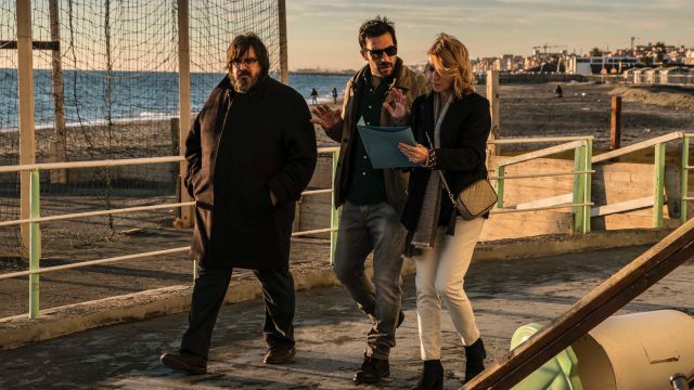Io c'è: uniti nel nome dello Ionismo. Gli attori e il regista presentano il loro irriverente film sulla religione
