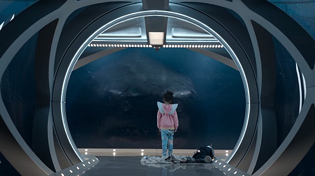 Jason Statham contro uno squalo gigante e preistorico nel primo trailer di Shark - Il primo squalo