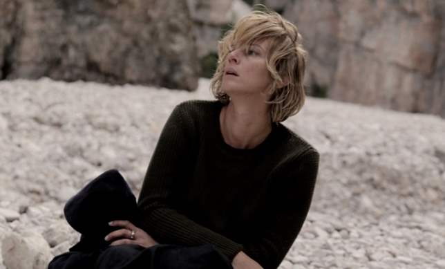 Parlami di Lucy: Antonia Liskova in una clip esclusiva del dramma psicologico di Giuseppe Petitto