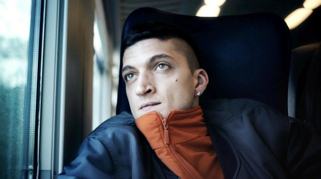 Manuel: recensione del dramma su un ragazzo che esce da un istituto per minori diretto da Dario Albertini