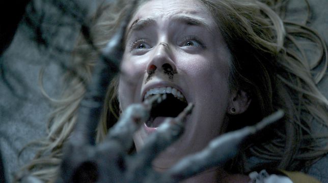 Insidious - L'ultima chiave disponibile in Blu-ray, una clip dai contenuti extra