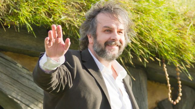 Peter Jackson indeciso tra un cinecomic DC e la serie di Il signore degli anelli