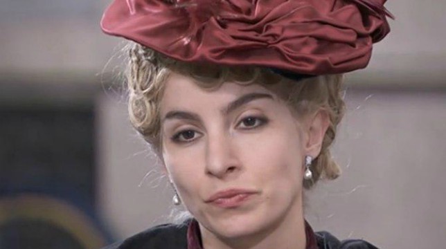 Una Vita Anticipazioni 18 maggio 2018: Cayetana ottiene l'indulto