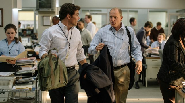 Shock And Awe: Woody Harelson e James Marsden nel trailer del film di Rob Reiner