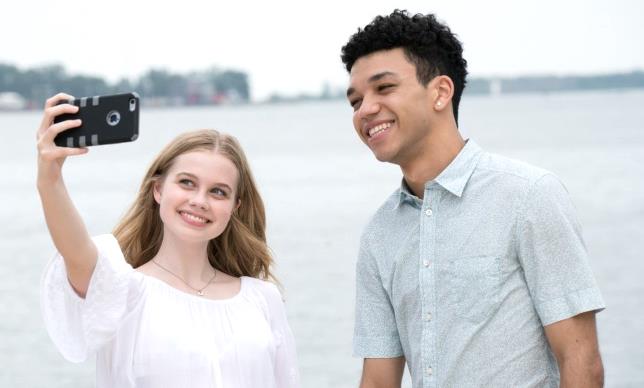 Ogni giorno: una clip italiana esclusiva della fiaba romantica con Angourie Rice