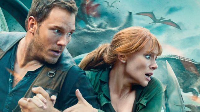 Jurassic World Il regno distrutto primo al boxoffice italiano, lo tallona Obbligo o verità