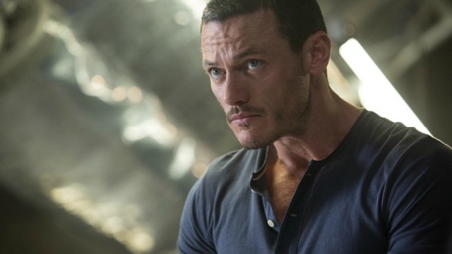 Luke Evans reciterà in Midway, war-movie diretto da Roland Emmerich