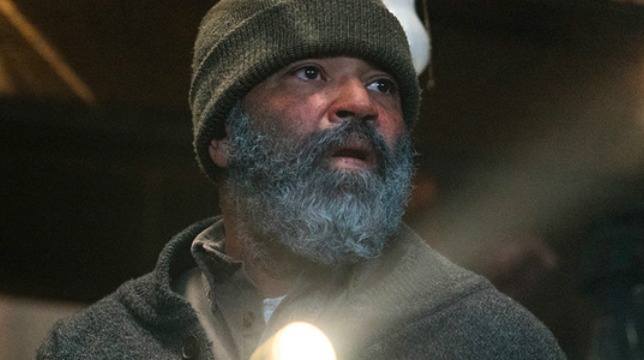 Jeffrey Wright a caccia di lupi nel trailer del film Netflix Hold The Dark