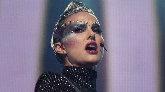 Natalie Portman in stile glam rock nel teaser trailer di Vox Lux