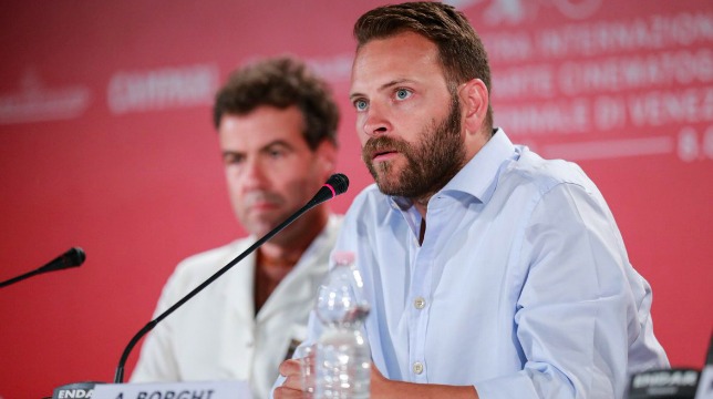 "Volevamo trasformare in carne la carta degli atti processuali": Alessandro Borghi e il cast raccontano Sulla mia pelle