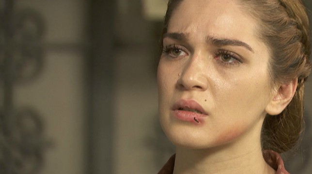 Il Segreto Anticipazioni Spagnole: Prudencio tenta di prendere Julieta con la forza