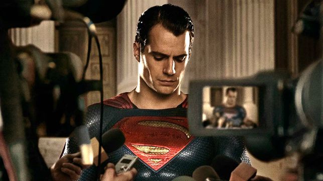 Caos Superman: cosa succederà nel dopo Henry Cavill?