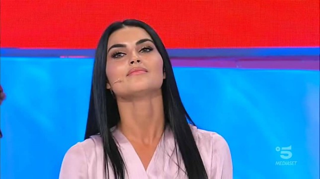 Uomini e Donne, Teresa Langella: "Non mi aspettavo sarebbe arrivato il trono. Mara Fasone? Siamo molto diverse"