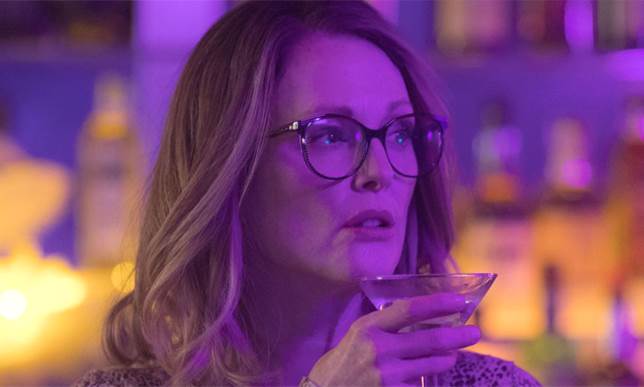 Julianne Moore è Gloria Bell: il trailer del film americano di Sebastián Lelio