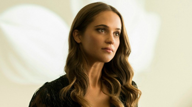 Alicia Vikander nel biopic di Julie Taymor su Gloria Steinem