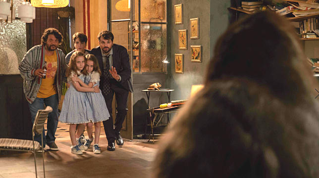 Attenti al gorilla: recensione della commedia con Frank Matano e Cristiana Capotondi