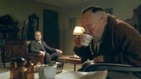 L'uomo dal cuore di ferro: Himmler arruola Heydrich nelle SS in una clip italiana in esclusiva del film