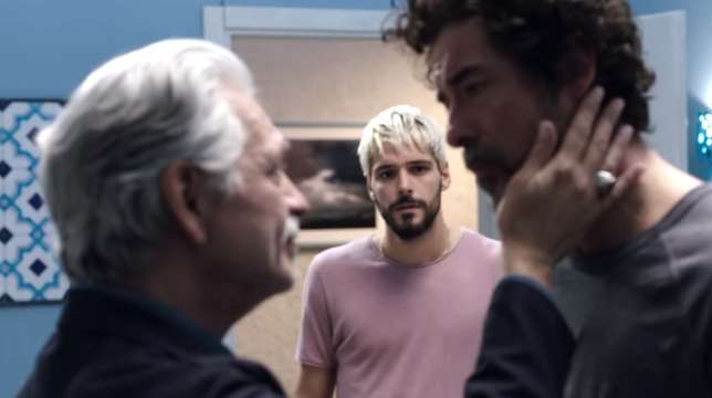 Alessandro Gassmann e Fabrizio Bentivoglio innamorati nel trailer di Croce e Delizia