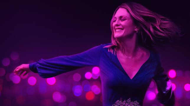 Gloria Bell: Julianne Moore nel poster italiano in anteprima