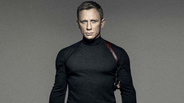 Bond 25 rimandato a Pasqua 2020. Scott Z. Burns sta riscrivendo la sceneggiatura