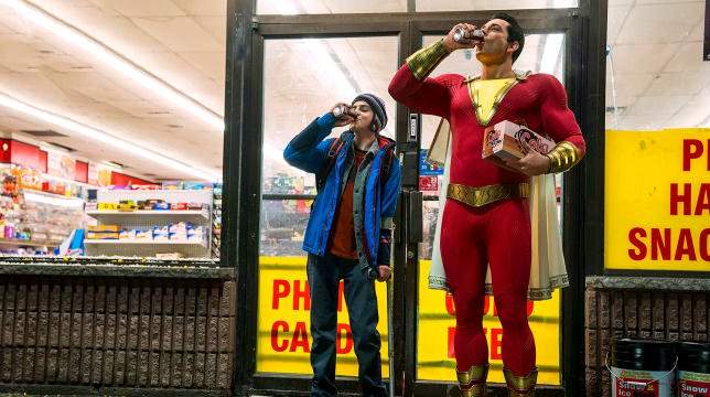 Shazam!: ancora azione e risate nel fresco trailer italiano del supereroe DC Comics