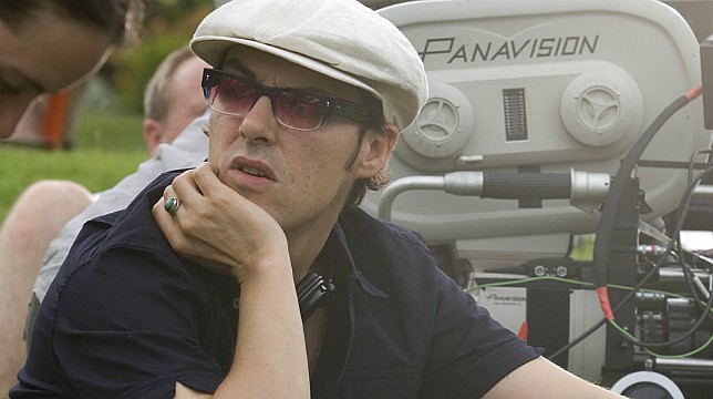 Joe Wright porta al cinema "Il giardino delle bestie", romanzo storico di Erik Larson