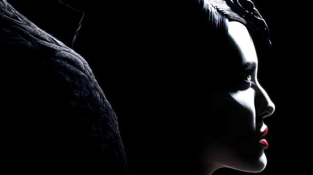 Maleficent 2: in attesa di un trailer ecco Angelina Jolie nel primo poster del film!