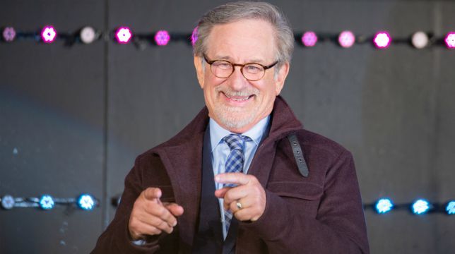 Steven Spielberg non vuole boicottare Netflix, però mantiene forti dubbi sui "film originali"