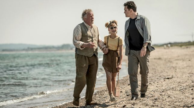 Un viaggio indimenticabile: Nick Nolte anziano con l'Alzheimer, la sua (vera) nipotina e l'Orient Express