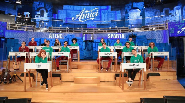 Amici 18 in onda oggi, sabato 23 marzo, la nuova puntata: la formazione della squadre del serale