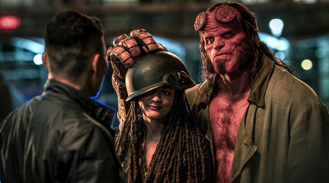 Hellboy: sangue, parolacce e rock'n'roll nel reboot di Neil Marshall e David Harbour
