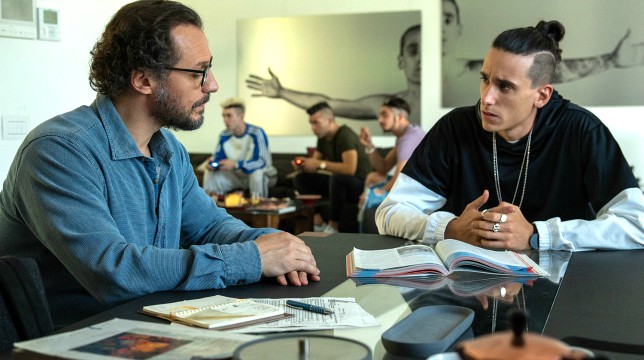 Il Campione: recensione del film con Andrea Carpenzano e Stefano Accorsi ambientato nel mondo del calcio