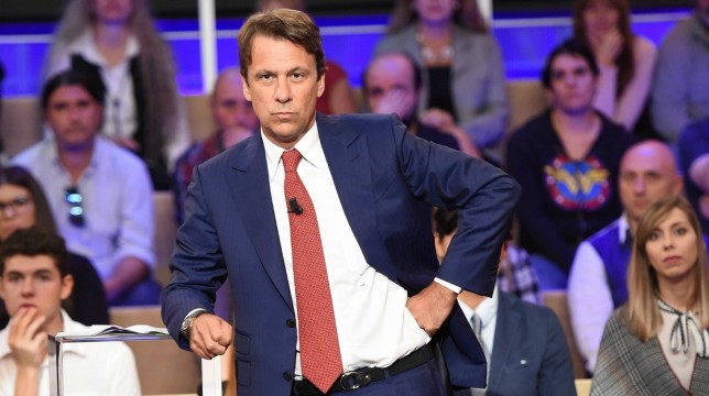 Quarta Repubblica: dal reddito di cittadinanza all'emergenza periferie stasera su Rete 4